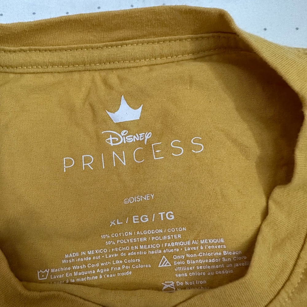DISNEY GRAPHIC TEE - Picture 2 of 2